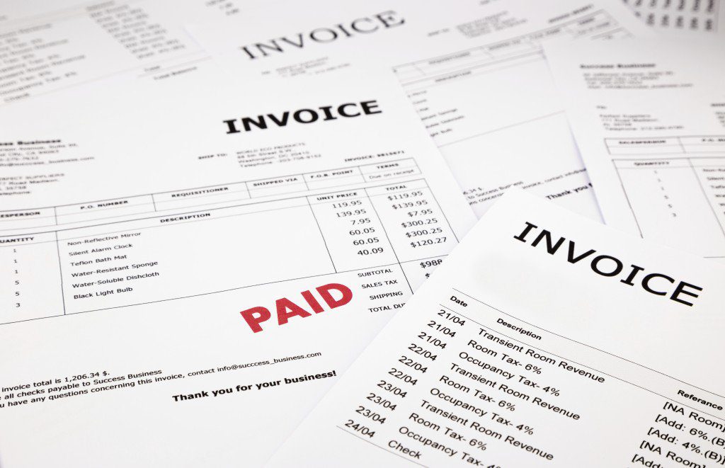 Read more about the article Invoices and Bills: Are They the Same?